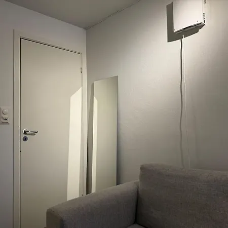 Leilighet Sentralt I Tromso Med Parkering, Egen Inngang Exterior photo
